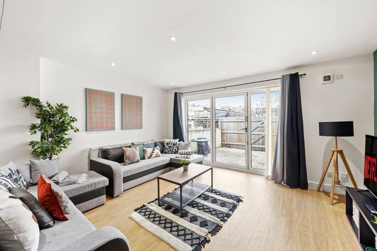 Апартаменти Elegant Flat - Sleeps 8 Бристоль Екстер'єр фото
