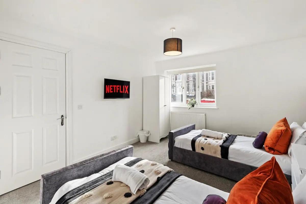 Апартаменти Elegant Flat - Sleeps 8 Бристоль Екстер'єр фото